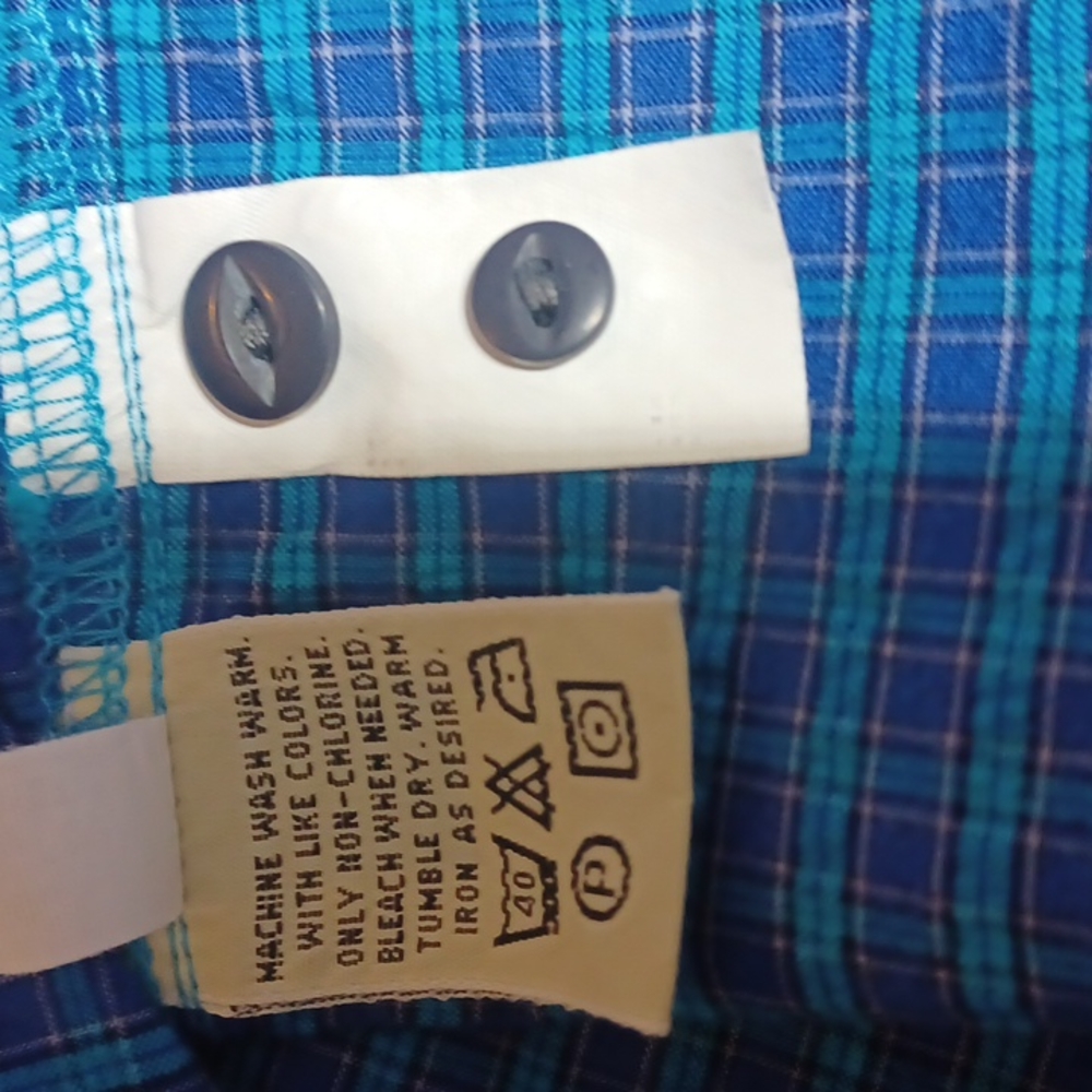 Eddie Bauer sleeveless buttonup top - Picture 11 of 11